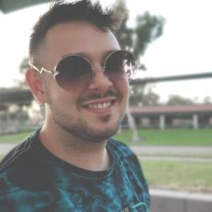 Meet your Posher, Nic